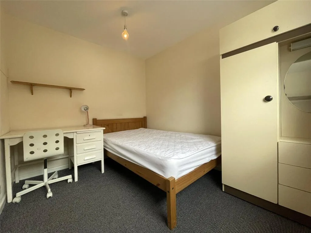 4 bedroom terraced house for rent