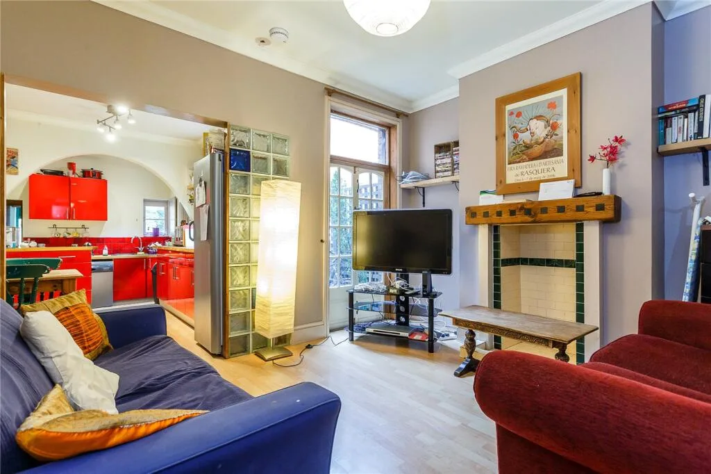 5 bedroom house for rent