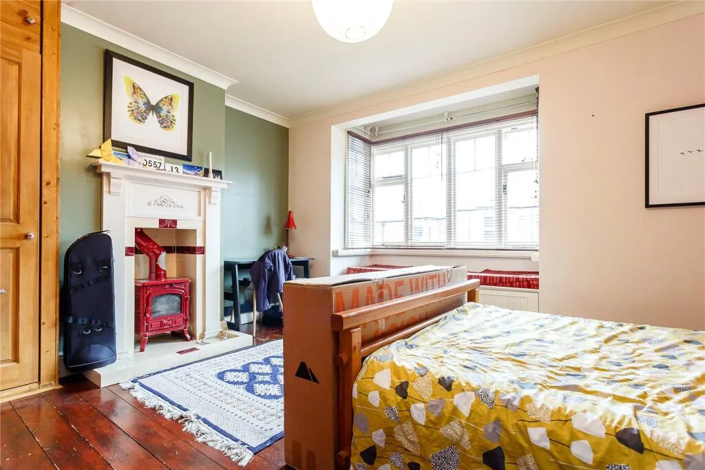 5 bedroom house for rent