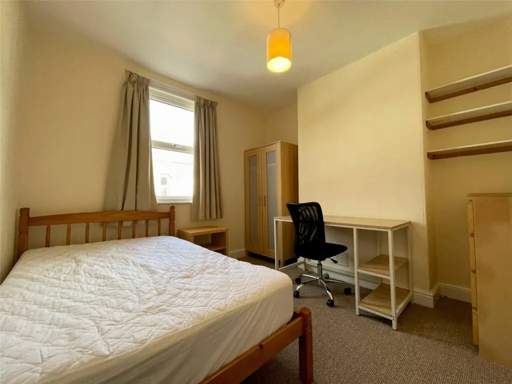 4 bedroom house for rent