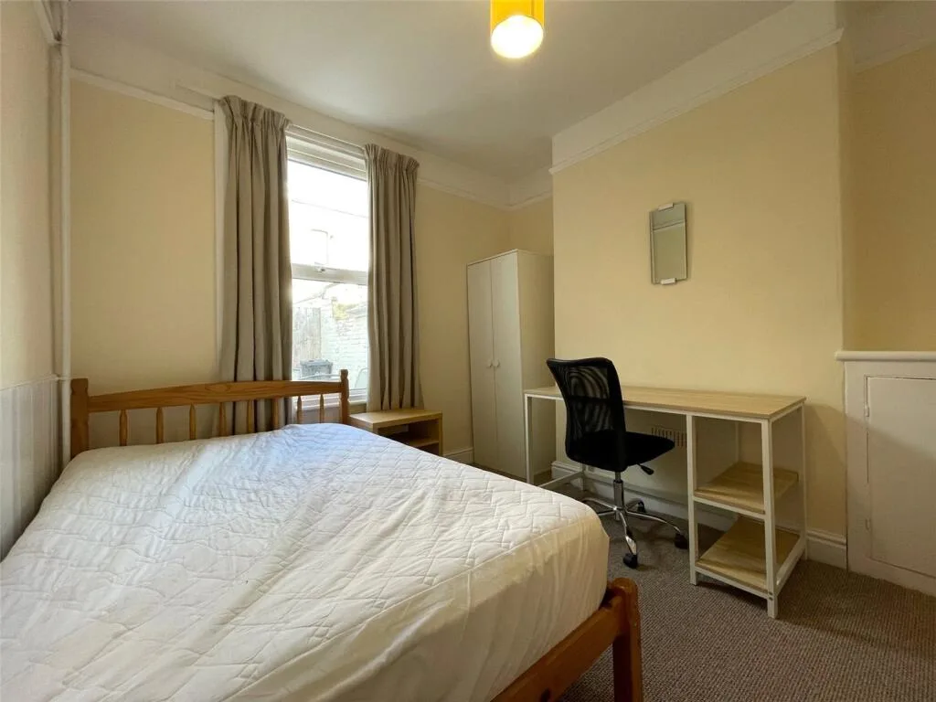 4 bedroom house for rent