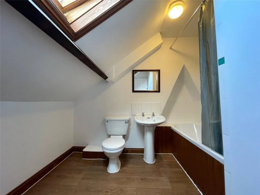 4 bedroom house for rent