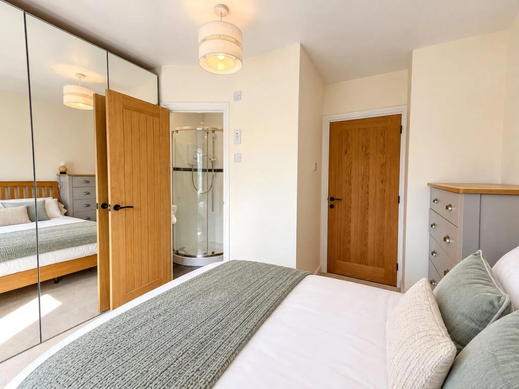 3 bedroom end of terrace house for rent
