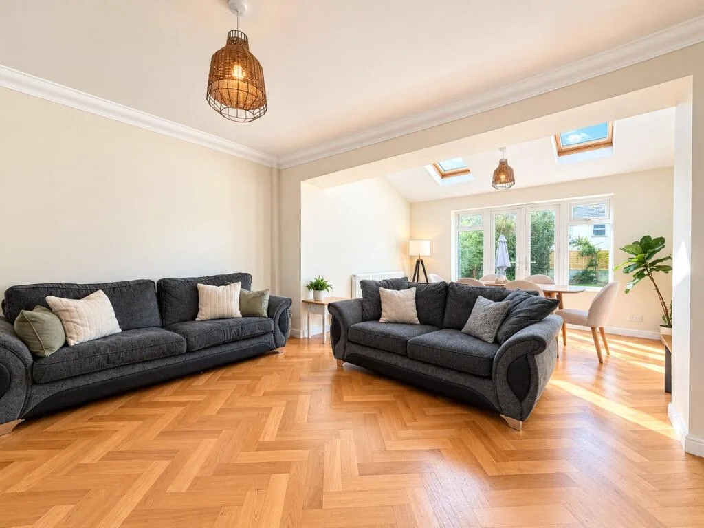 3 bedroom end of terrace house for rent