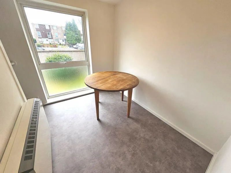 2 bedroom maisonette for rent