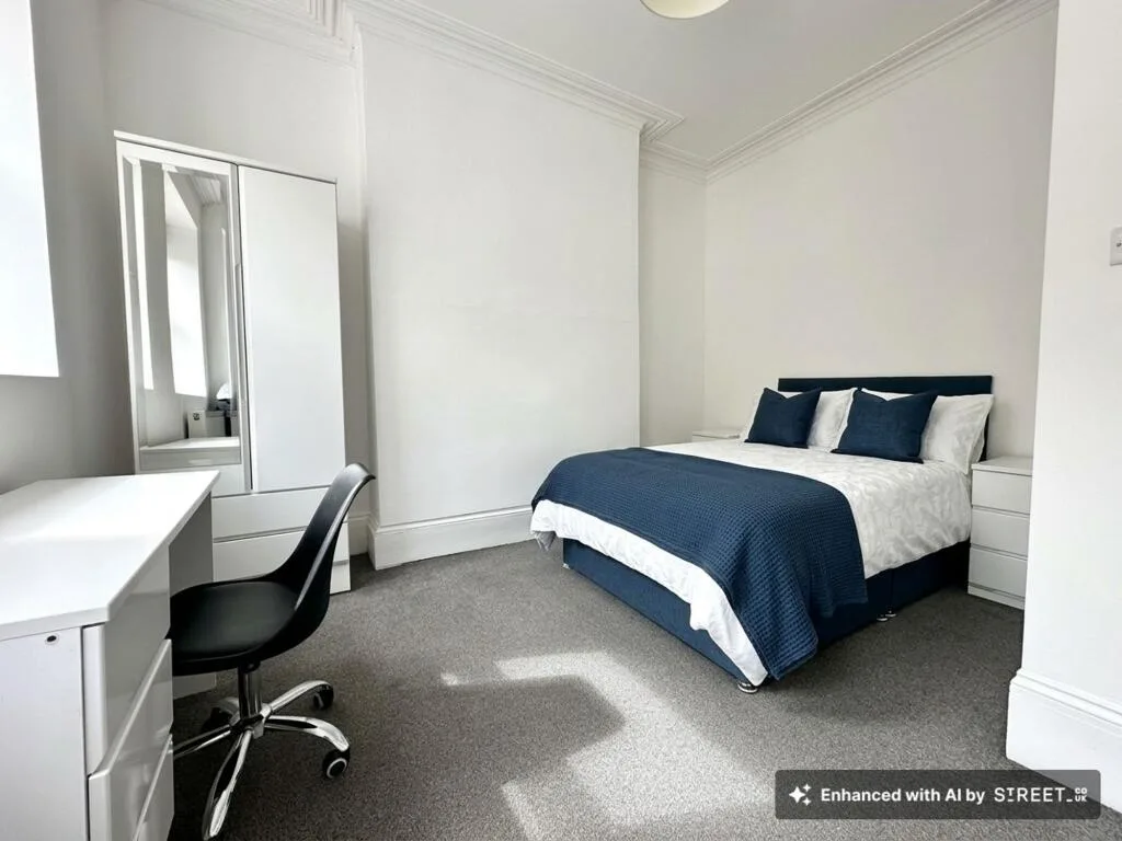 4 bedroom maisonette for rent