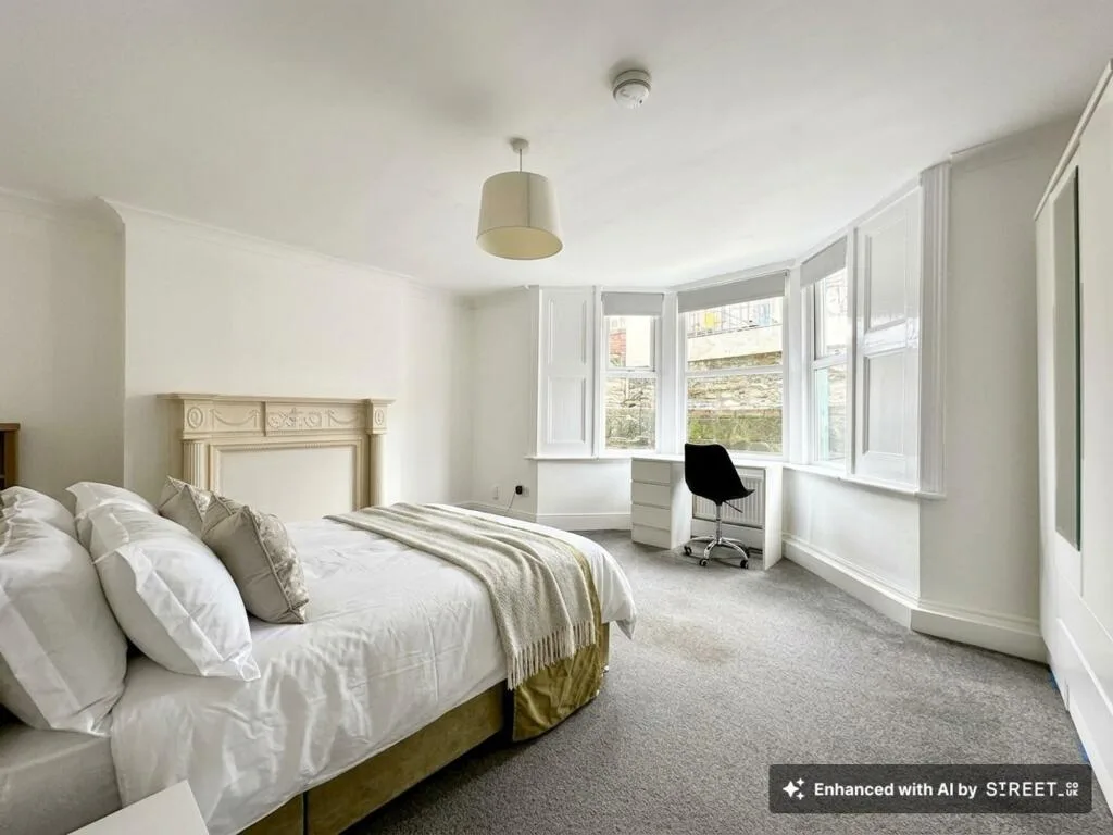 4 bedroom maisonette for rent