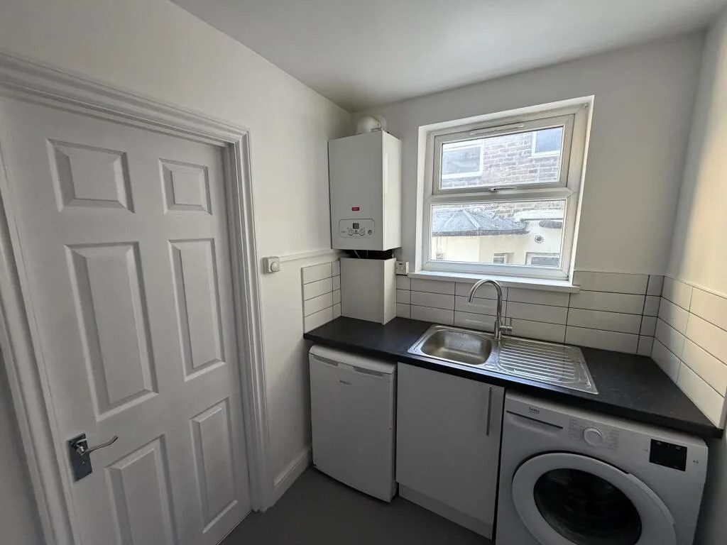1 bedroom ground floor flat for rent