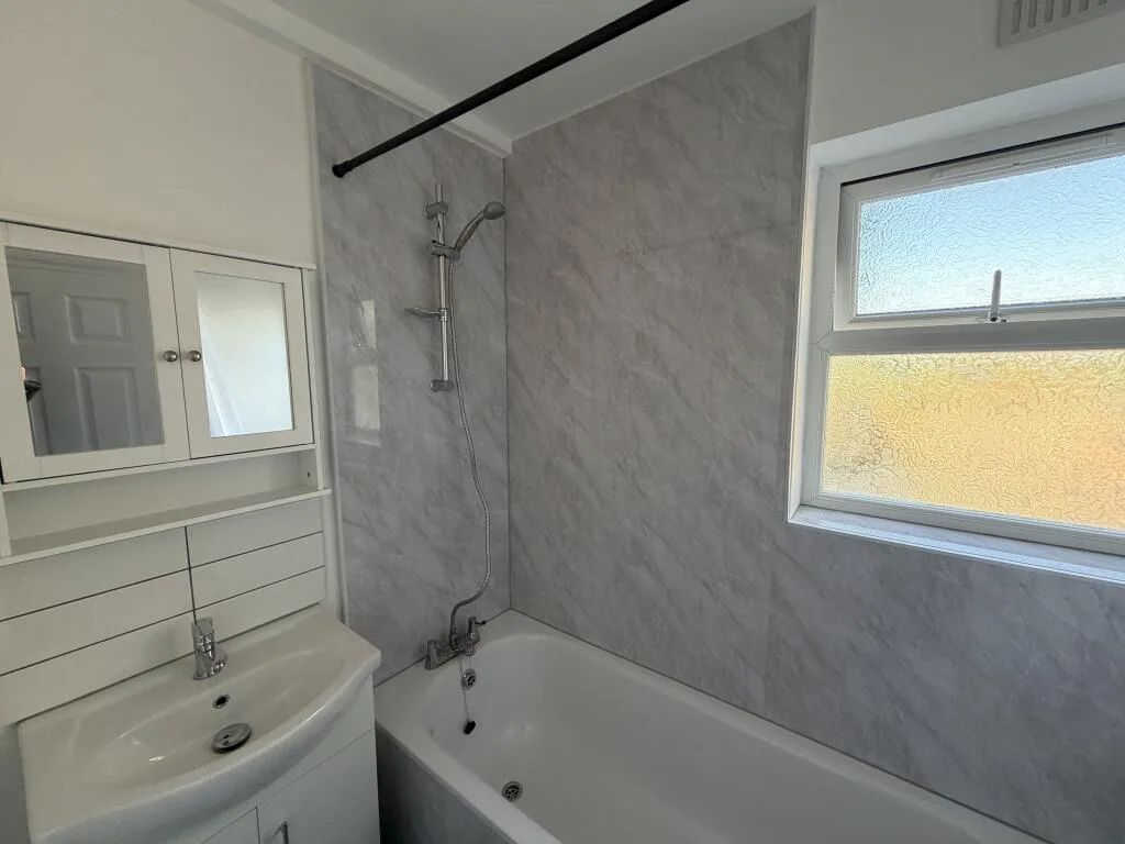1 bedroom ground floor flat for rent