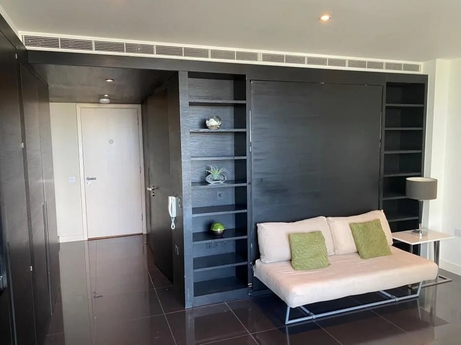 Studio flat for rent