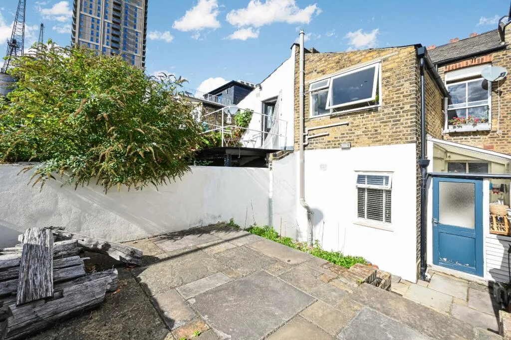 2 bedroom terraced house for rent