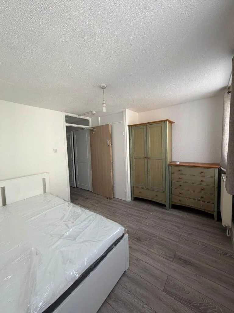 4 bedroom house for rent