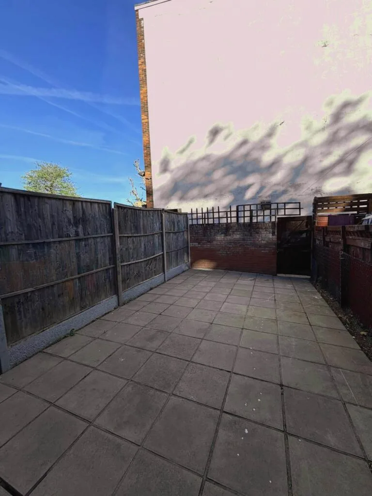 4 bedroom house for rent