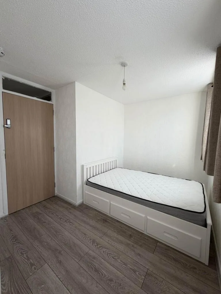 4 bedroom house for rent
