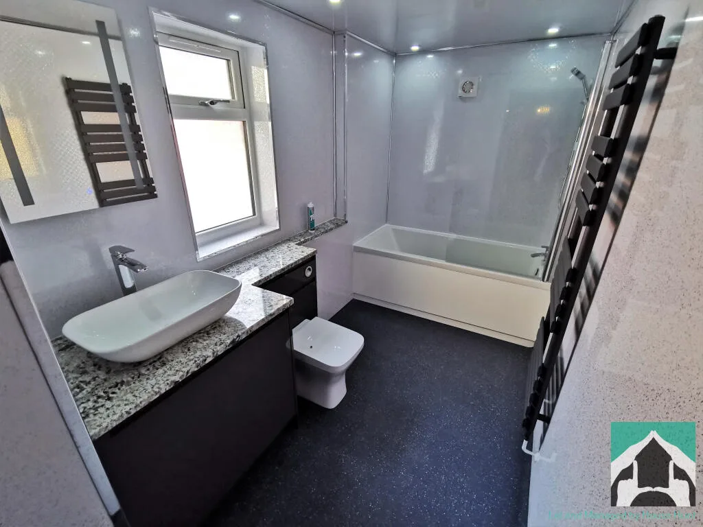 6 bedroom house for rent