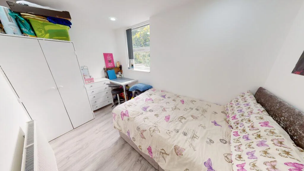 5 bedroom house for rent