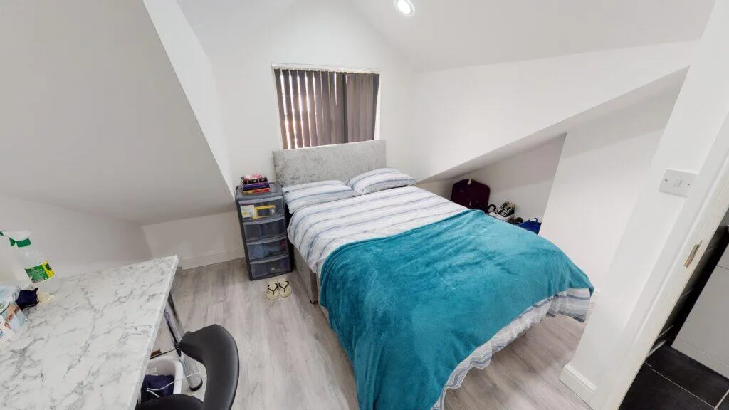 5 bedroom house for rent