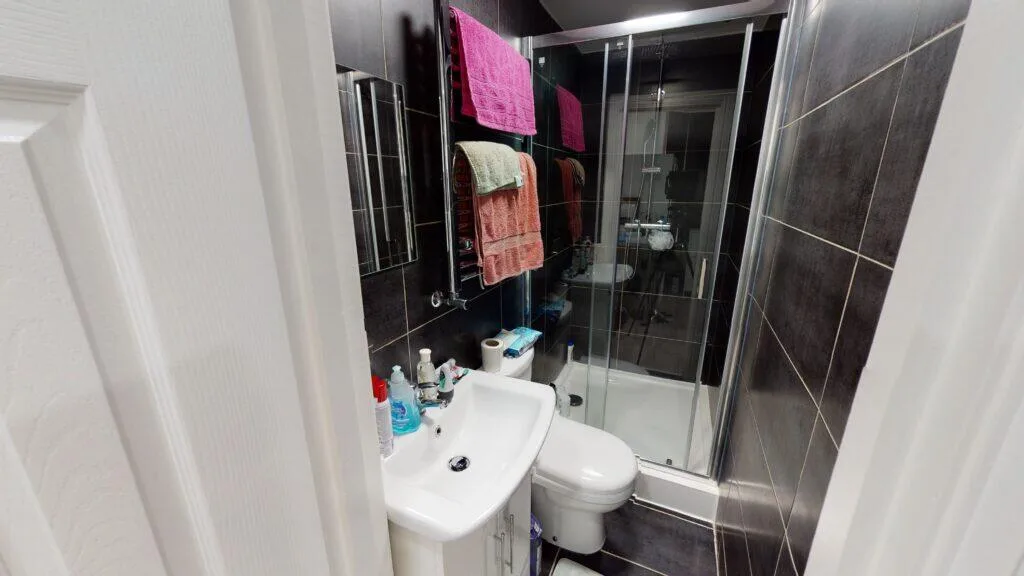 5 bedroom house for rent