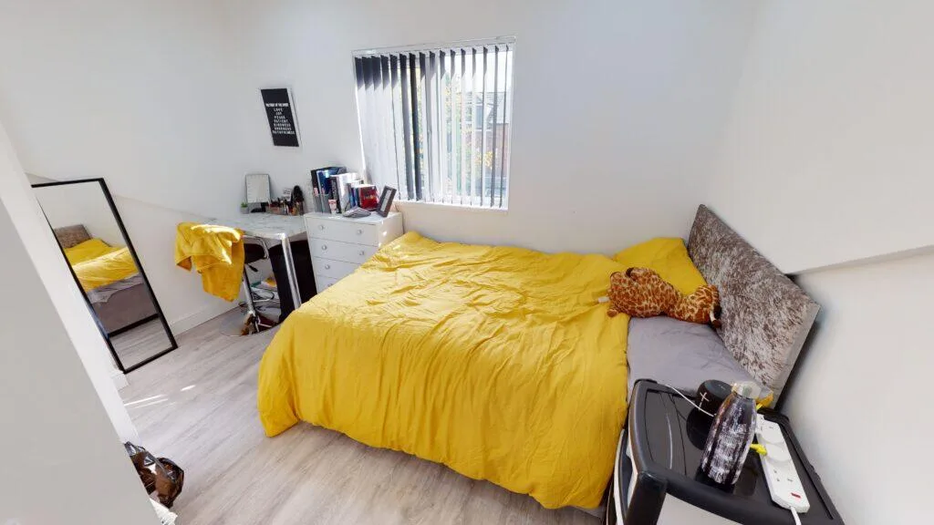 5 bedroom house for rent