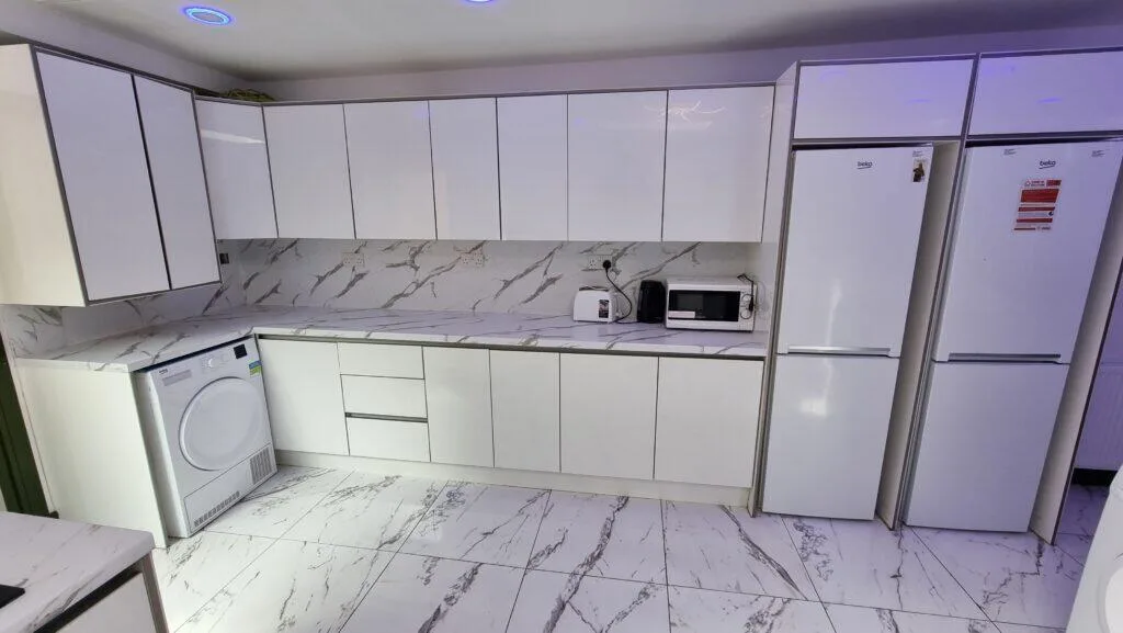 6 bedroom terraced house for rent