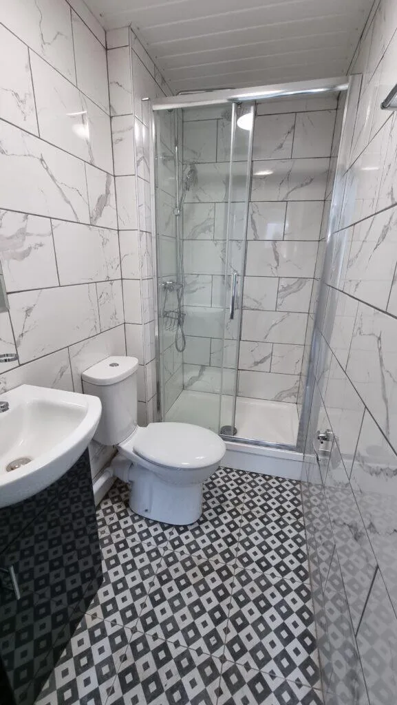6 bedroom terraced house for rent