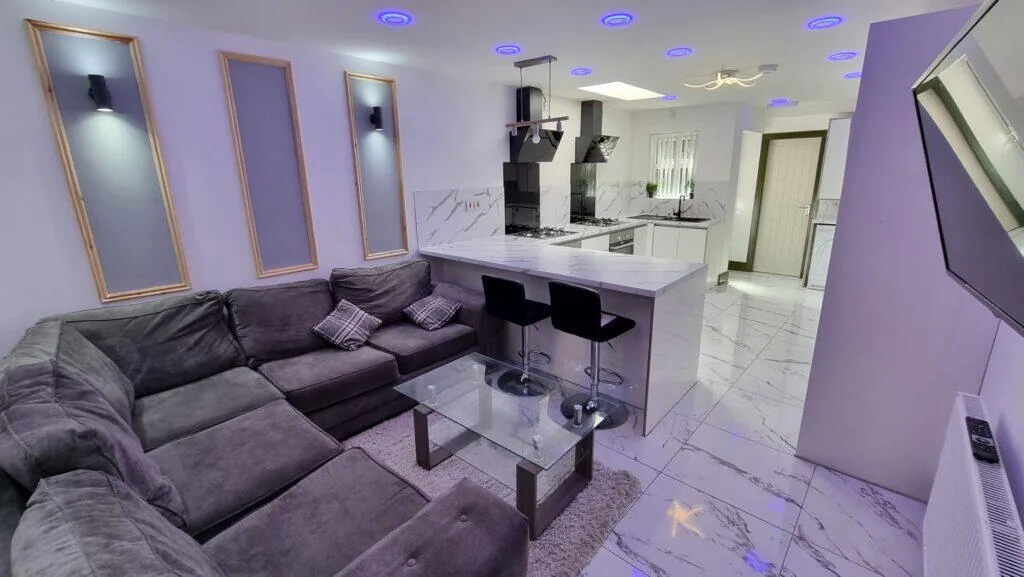 6 bedroom terraced house for rent