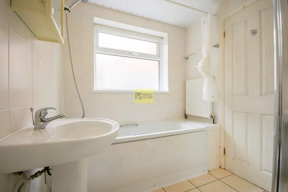 4 bedroom terraced house for rent