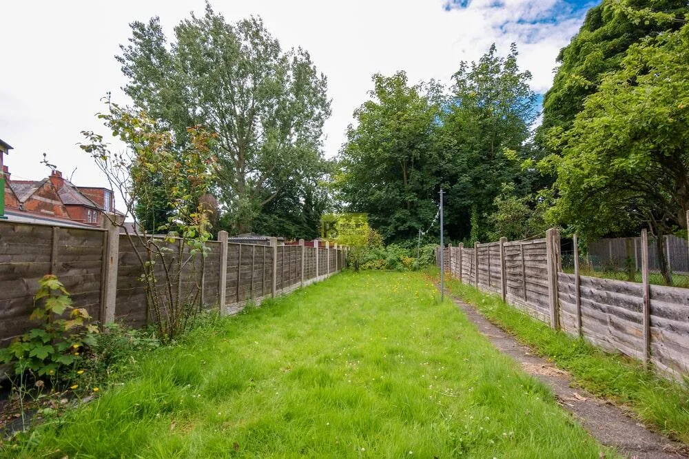4 bedroom terraced house for rent