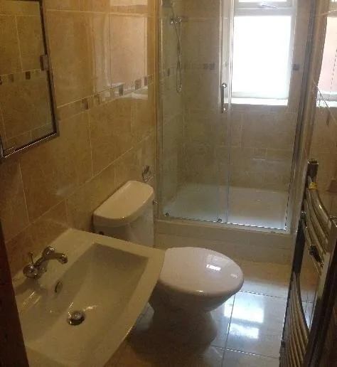 8 bedroom terraced house for rent