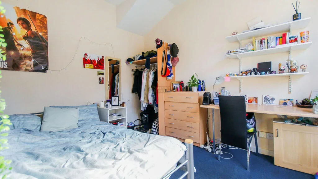 6 bedroom terraced house for rent