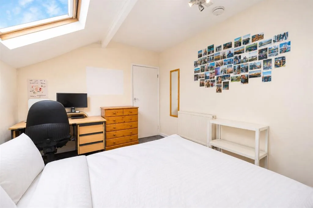 5 bedroom house for rent