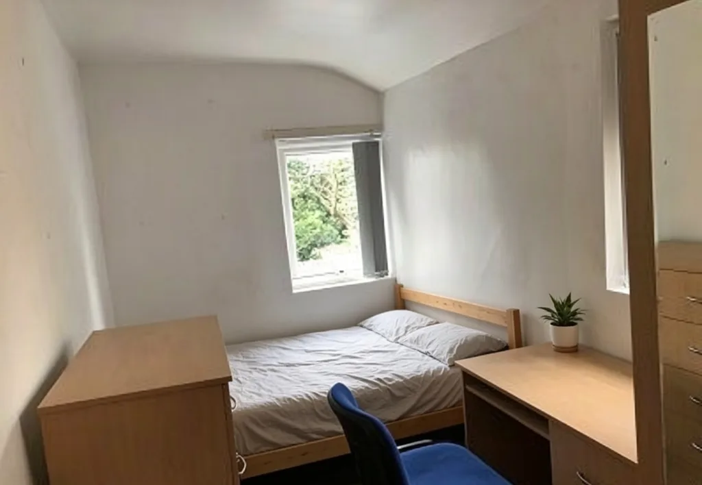7 bedroom terraced house for rent