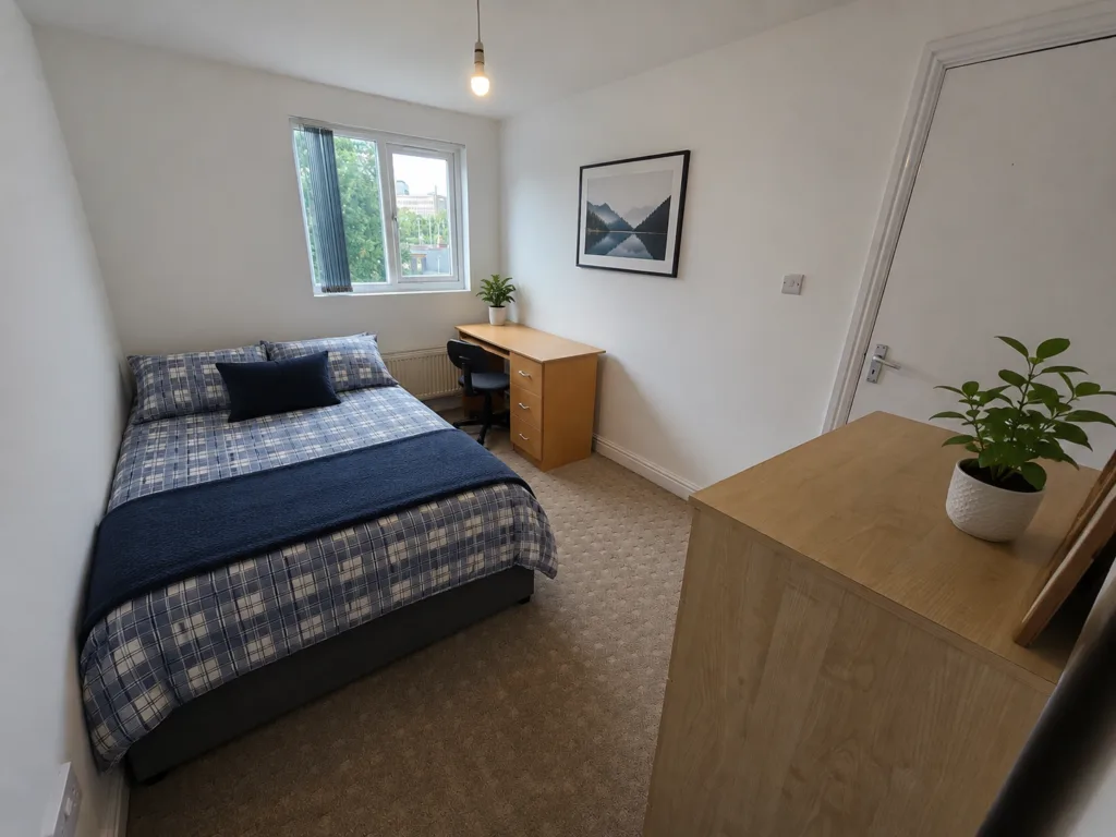 7 bedroom terraced house for rent