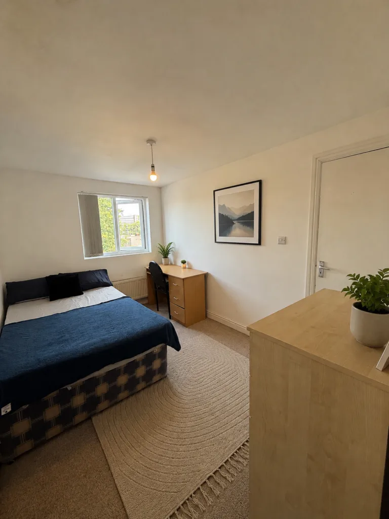 7 bedroom terraced house for rent
