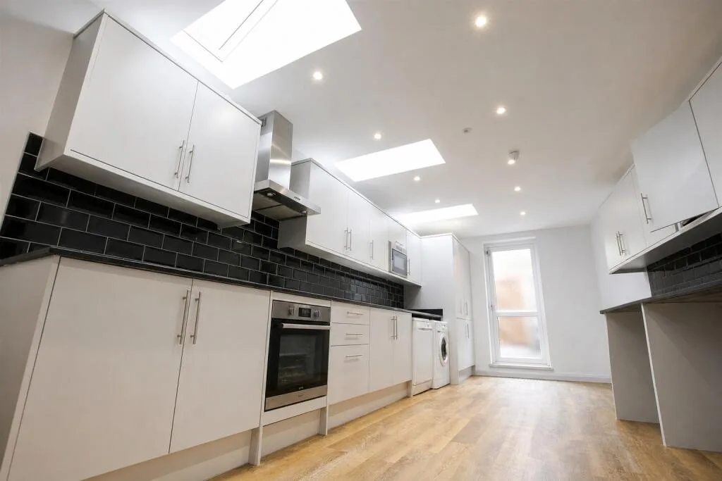 5 bedroom house for rent