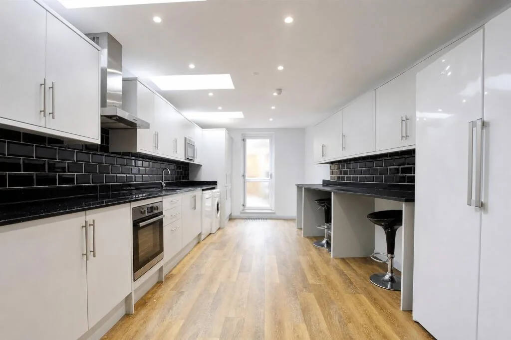 5 bedroom house for rent