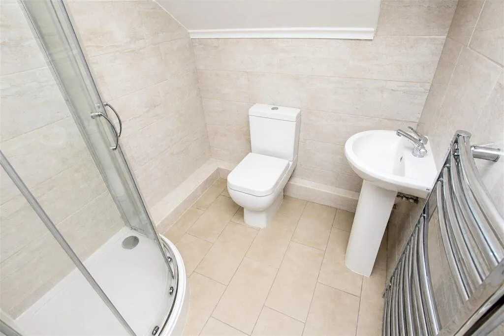 5 bedroom house for rent