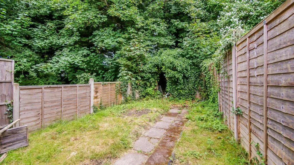 7 bedroom terraced house for rent