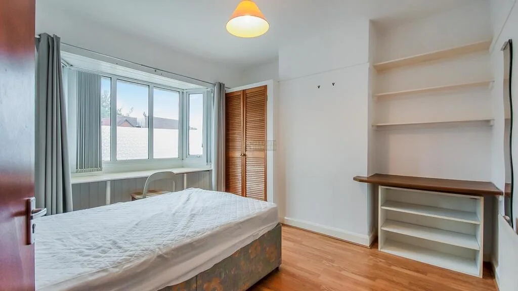 6 bedroom terraced house for rent