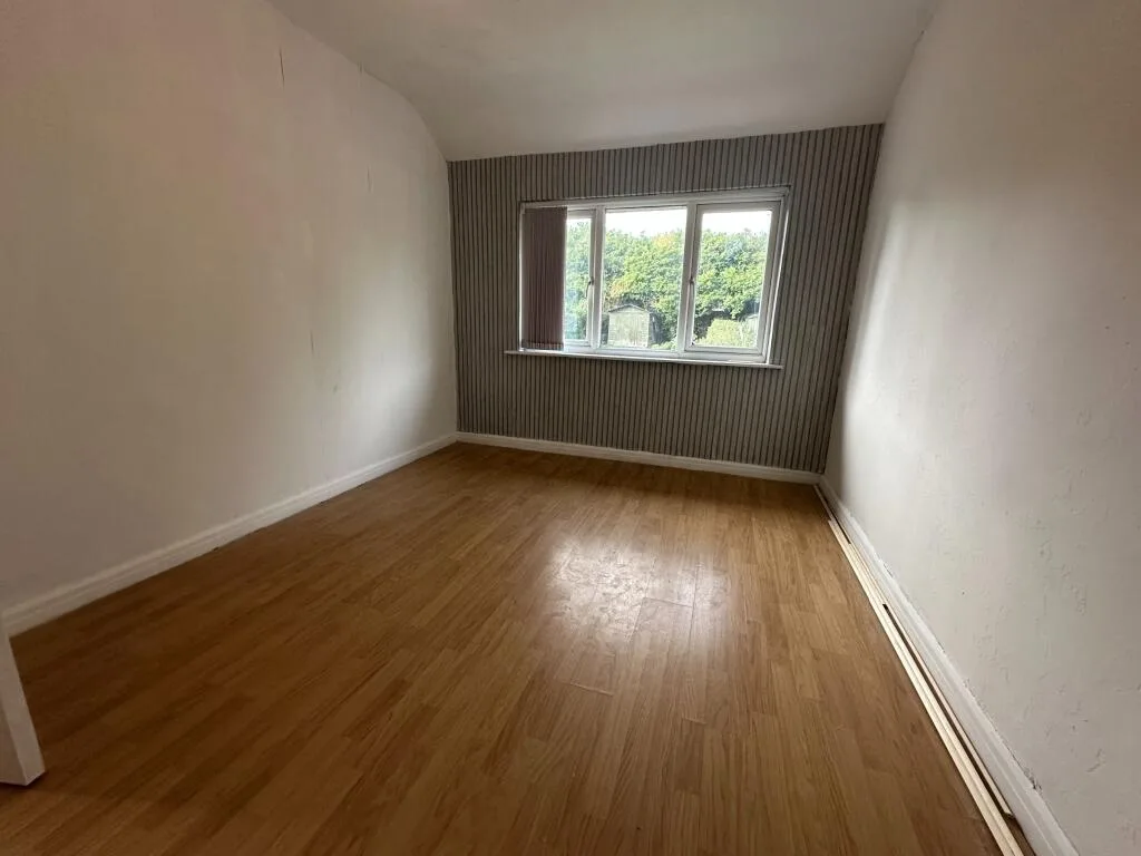 3 bedroom semi-detached house for rent
