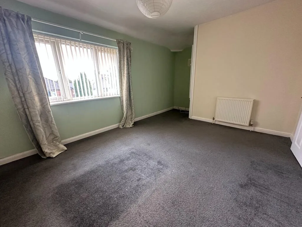 3 bedroom semi-detached house for rent