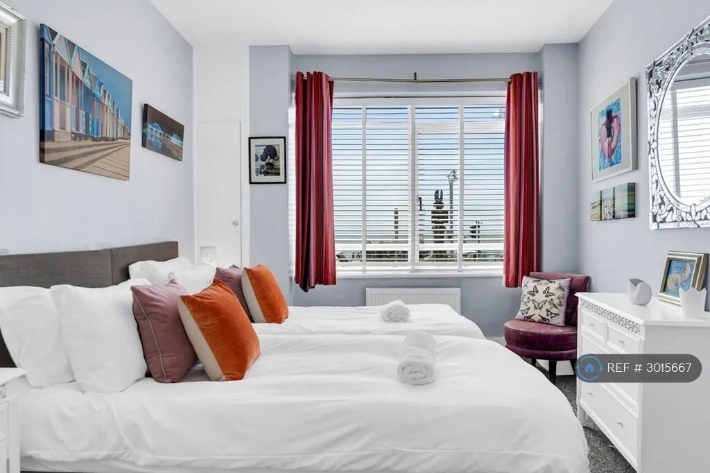 3 bedroom flat for rent