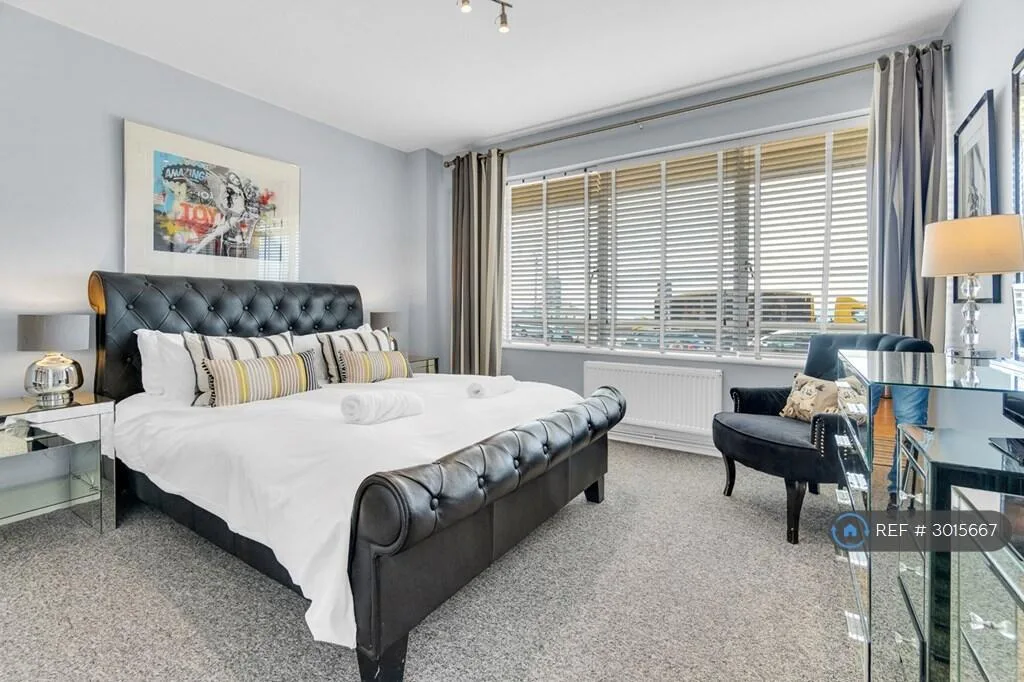 3 bedroom flat for rent