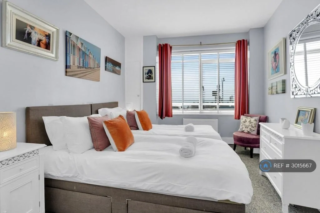 3 bedroom flat for rent