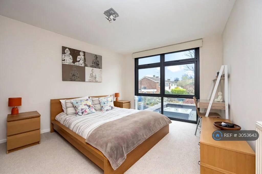 6 bedroom detached house for rent