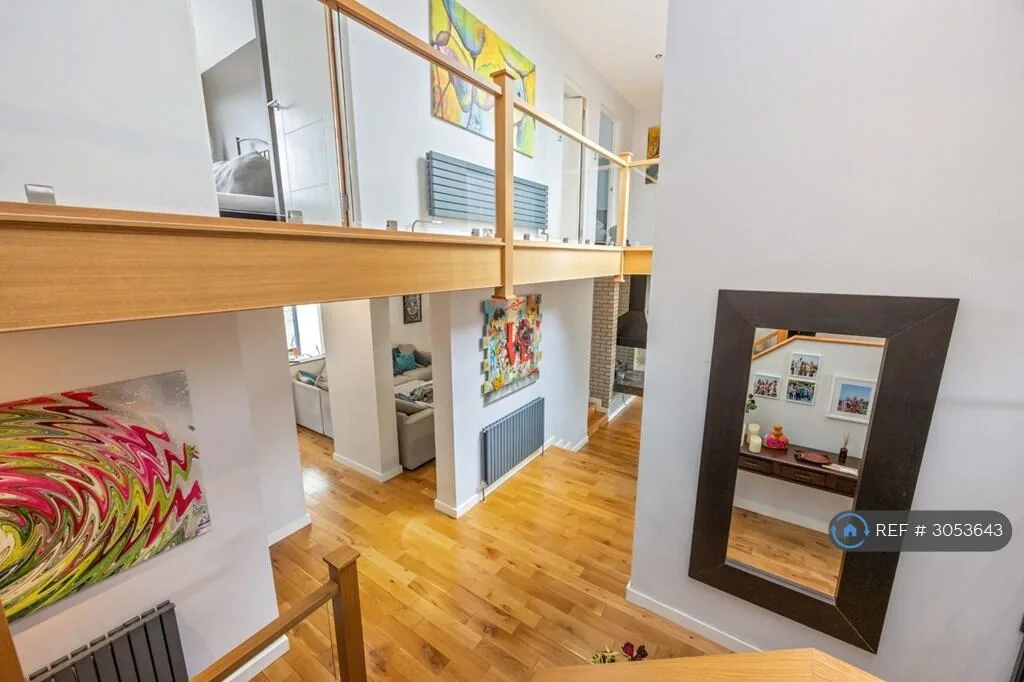 6 bedroom detached house for rent