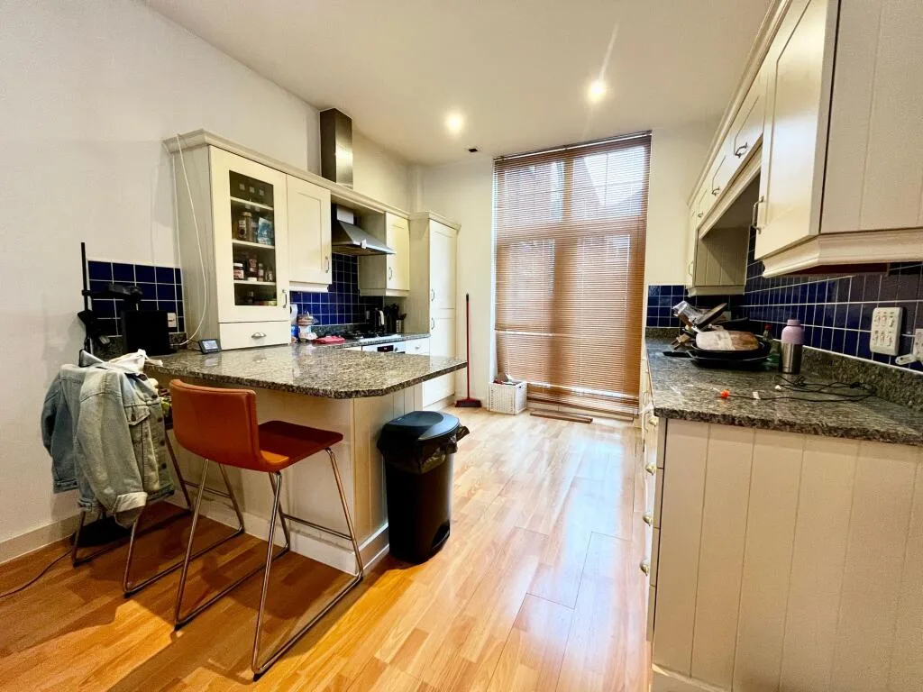 2 bedroom duplex for rent