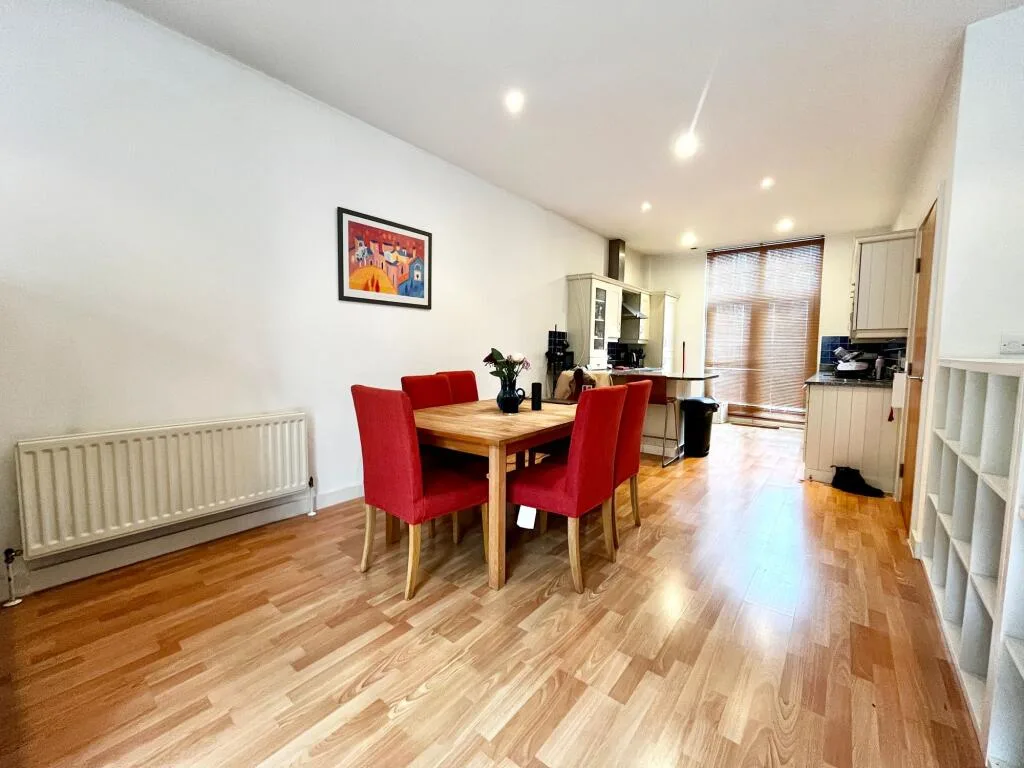 2 bedroom duplex for rent