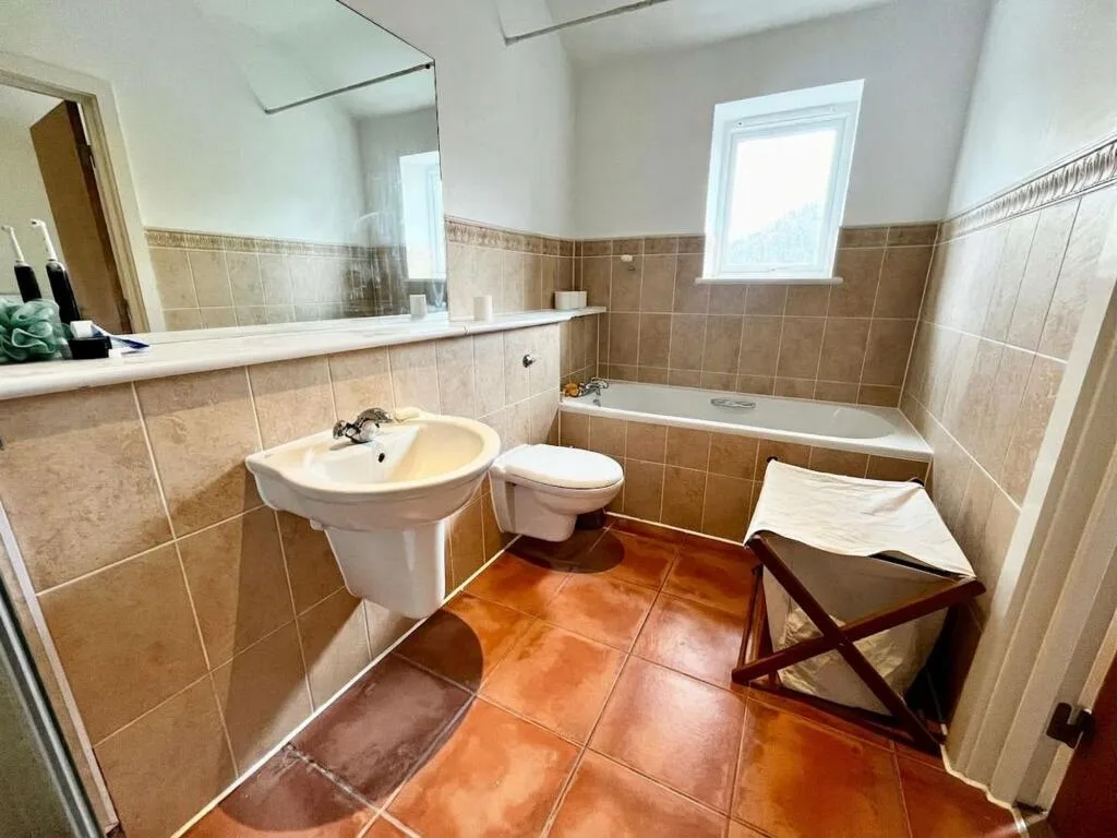 2 bedroom duplex for rent
