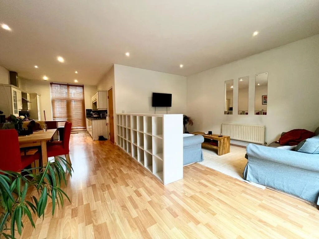 2 bedroom duplex for rent